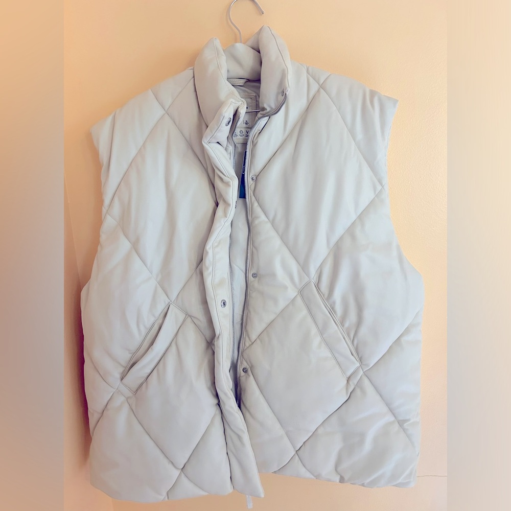 Abercrombie & Fitch Vegan Leather Puffer Vest, Size XL